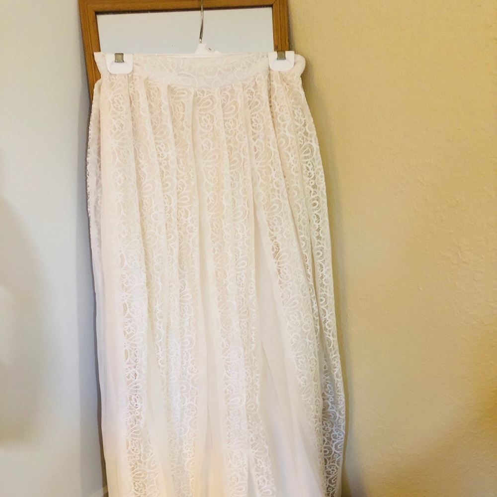White maxi lace skirt